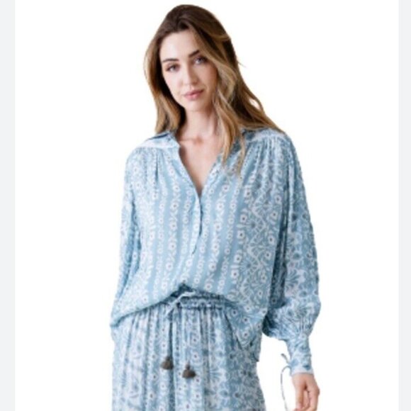Omika Sierra Blouse in Indore Sky Size Small EUC - Picture 1 of 6